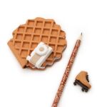 Památník voňavý Slaný Karamel s tužkou a pryžemi